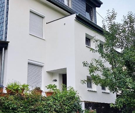 Blick aufs Haus vom Garten