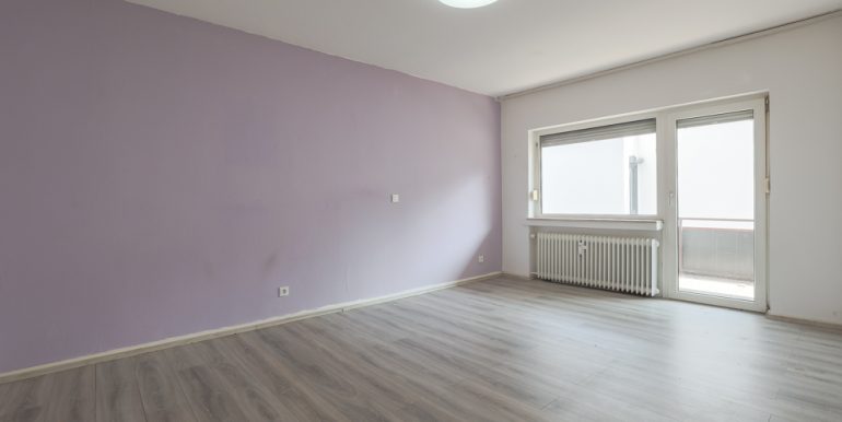 Zimmer 2 Wohnung 1