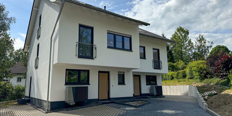 Frontansicht Haus Nr. 4b+4c