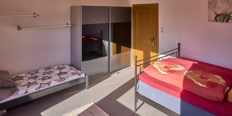 Schlafzimmer 2