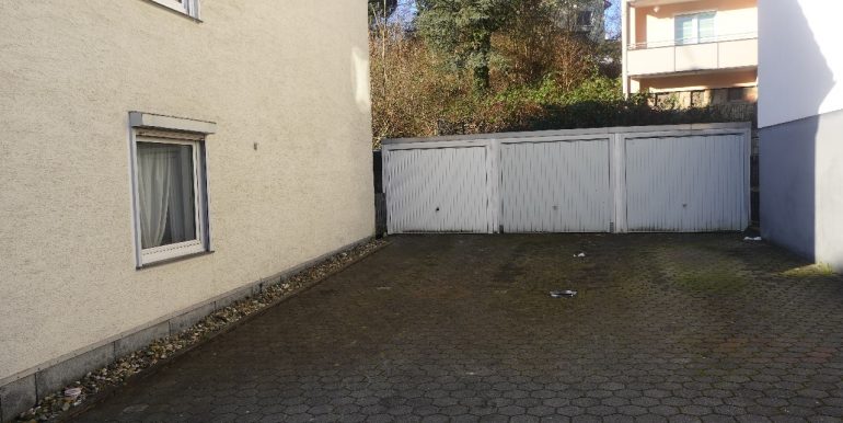 Garage + Stellplatz direkt neben dem Kauf - zusätzlicher Kauf optional