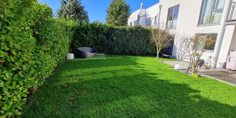 Ca. 150 m² Garten mit viel Privatssphäre